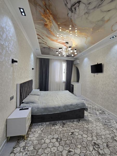 Yunusobod bodomzor metro oldida ikki xonalik kvartira oila y