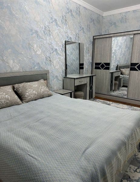 Район: #МирзоУлугбек<br />
Жилой комплекс: #Частынй <br />
< — фото 4