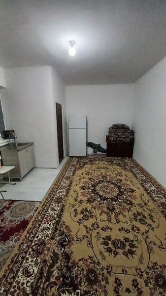 Маклерсиз ижара.Юнусободда  махаллада учаска ховлида янги қу