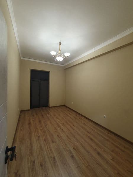 BEZMAKLER BOLLGA 4 kishi olinadi bir xonasiga gilam shkaf qu