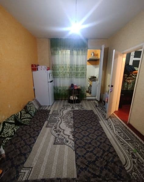 Srochna 1 Xona 2 Xona Qilingan Kvartira Ijaraga Topshiriladi