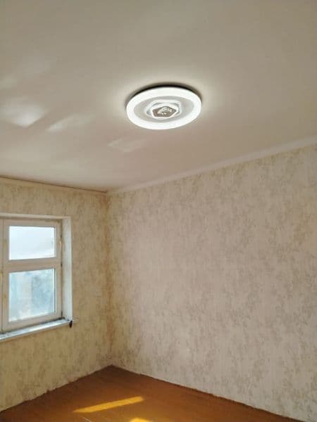 Orta chirchiq tumani sholikor mahalasida 1 xona kv ijaraga b