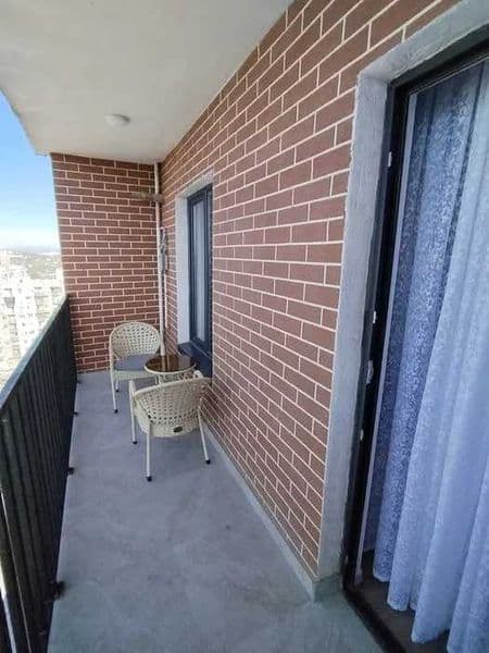 Абдуллох — Агент недвижимости.<br />
Имеется огромная база к