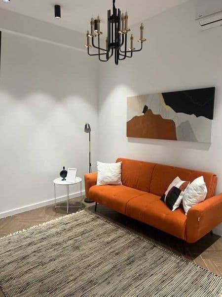 Уникальное предложение аренды в самом центре города<br />
<b — фото 3