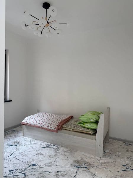 72 KVADRAT 38 DOM 2 ETAJ 3XONALIK OBSHE 5TA QIZ OLINADI<br / — фото 5