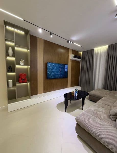 Элитный апартамент<br />
Район: Шайхантахур <br />
2/3/8<br 