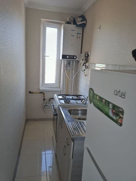 Квартира ижарага берилади нархи 300$. Яшнабод район. Рохат к