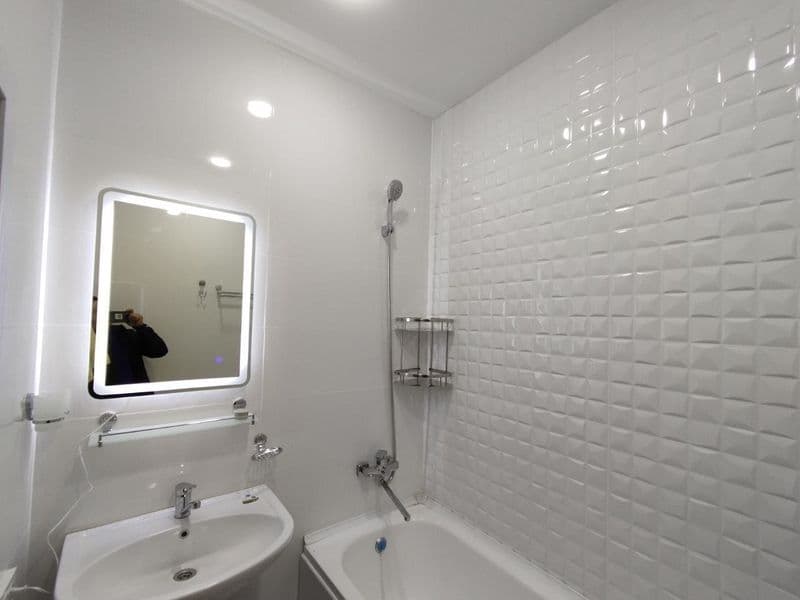 Сдаётся аккуратная 2-комнатная квартира возле метро Космонав — фото 3