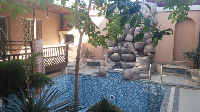 Дом находится Яккасарой район около Пединститута 4,5 соток 7