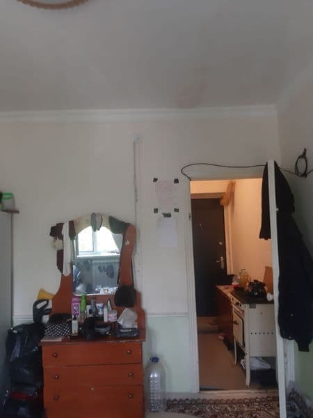 Arenda Kvartir 7 kv<br />
1/4/4<br />
Stiralnaya mashina,tel — фото 2