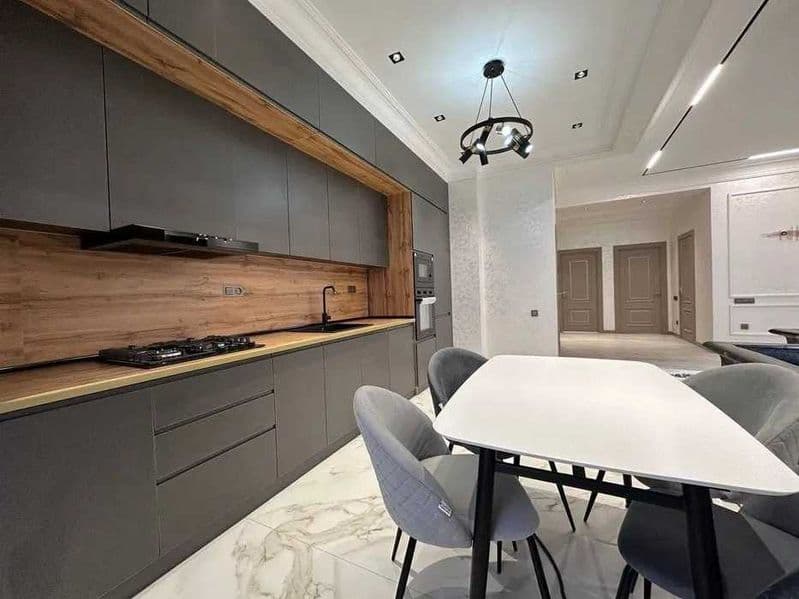 Район: Мирабадский<br />
Адрес: ЦУМ<br />
<br />
— 2 комнаты — фото 3