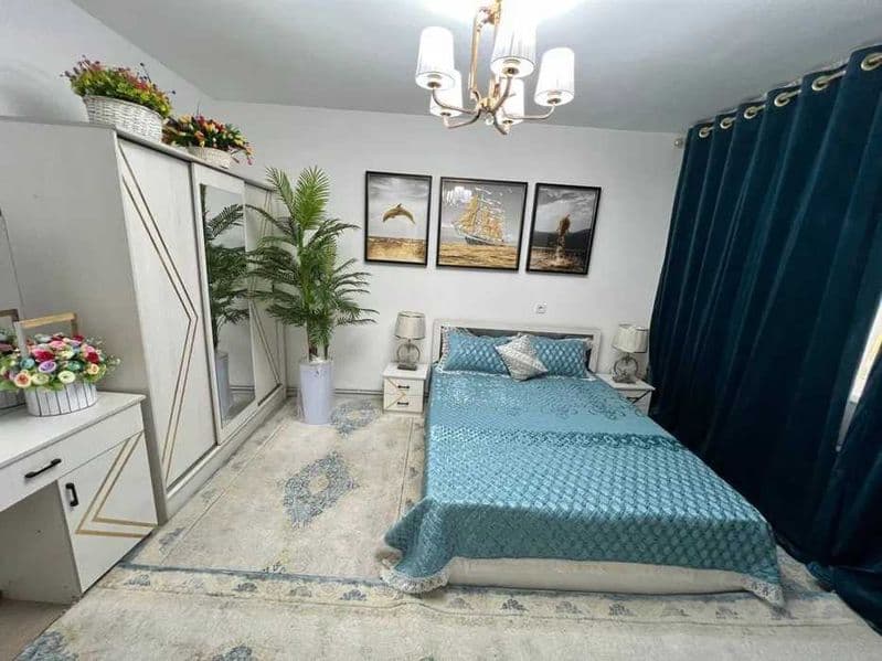 • Район: Яккасарай<br />
• Адрес: ЖК "Zarafshan city"<br />
