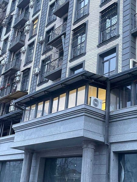 Сдается в аренду просторная квартира, 2 этаж, планировка вкл