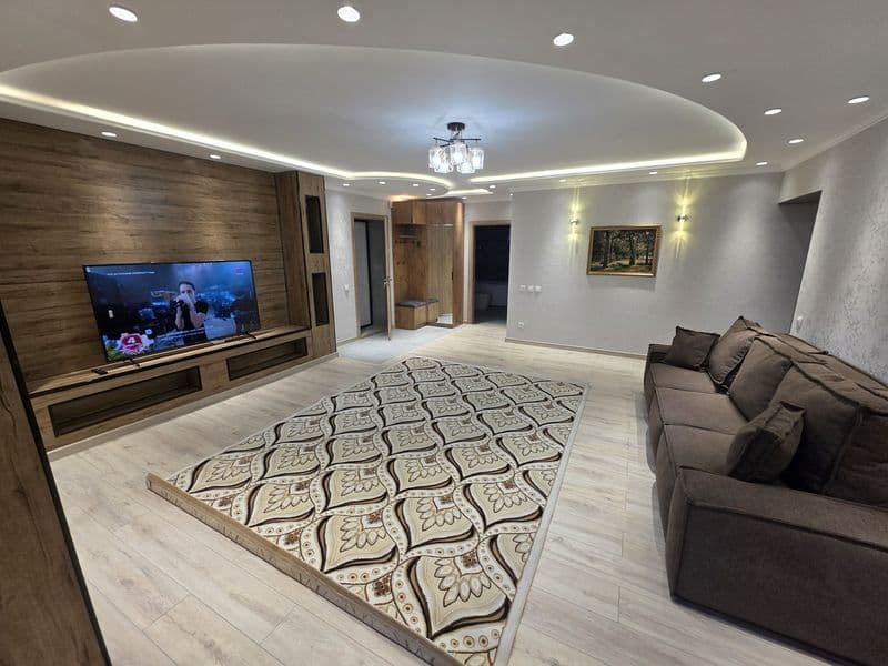 Сдаю на долгий срок свою квартиру  на м ойбек ,4/2/4 спецпла — фото 2