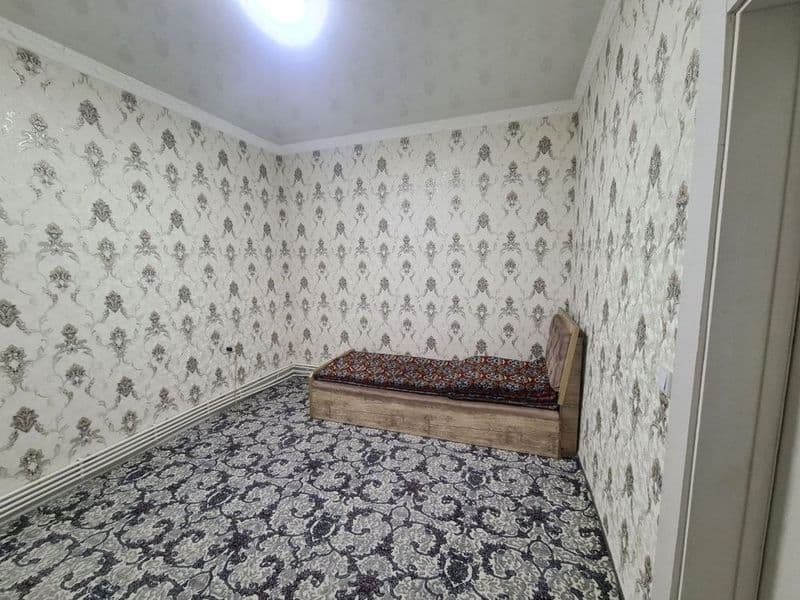 Yakkasaroy tumanida, Oybek metrosi yonida 1xonali shinam va 