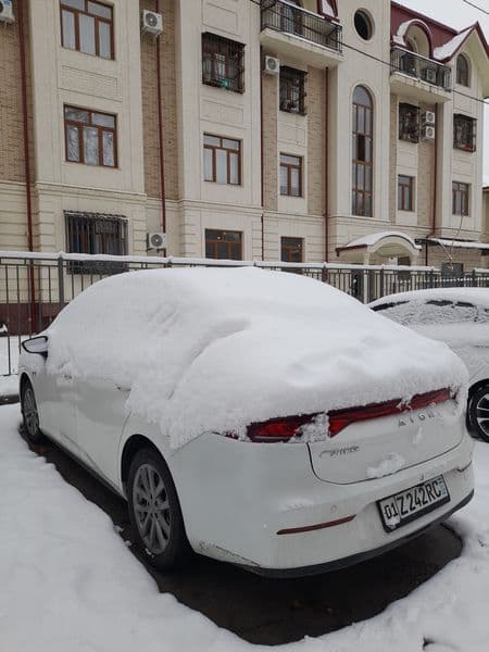 Новостройка второй этаж 4х этажного дома. Площад квартиры 15