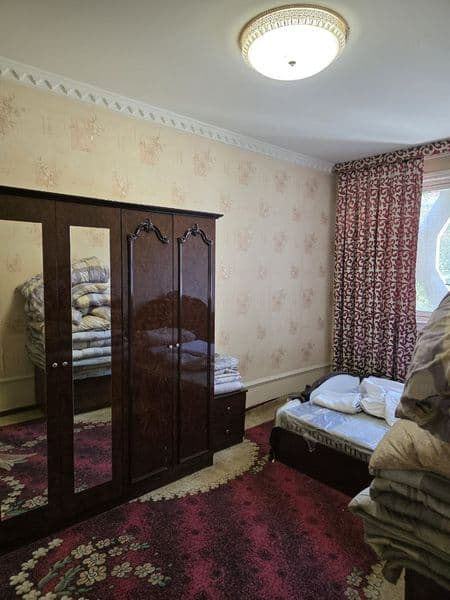 Ижарага 2/2/9  70квадрат уй<br />
Уйда яшаш учун барча шарои — фото 2