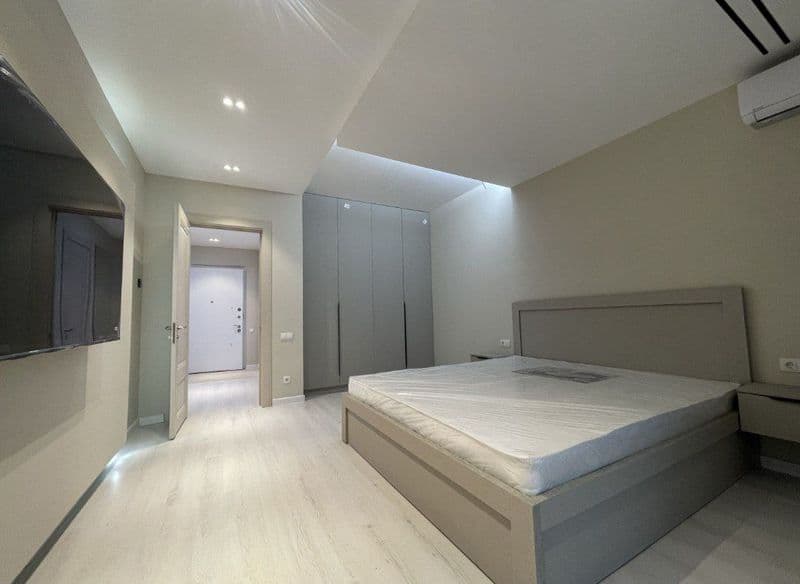 На русском языке:<br />
<br />
Не нашли квартиру на OLX?<br  — фото 2