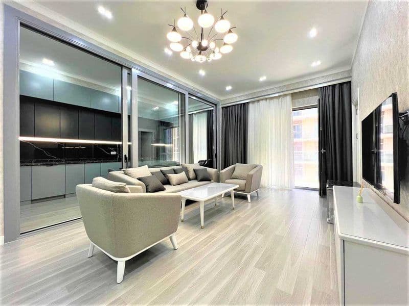 СРОЧНО СДАЕТСЯ ШИКАРНАЯ КВАРТИРА НА MIRABAD AVENUE!!!<br />
