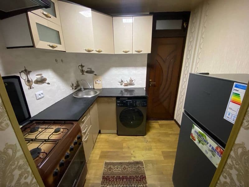 Chilonzor 23kv<br />
Oaziz va Farhadskiy yonida, markaz joy,