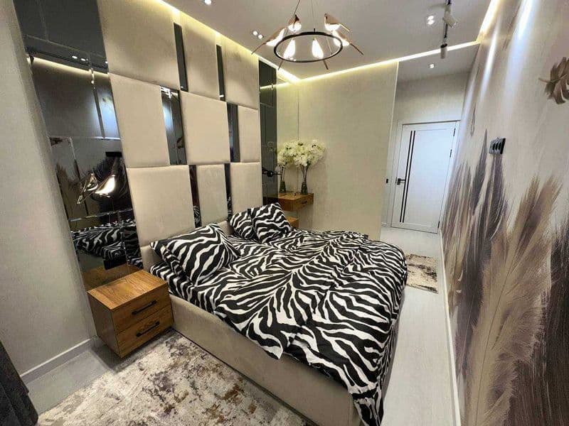 Район: Чиланзарский<br />
Адрес: 7 квартал<br />
<br />
Комн