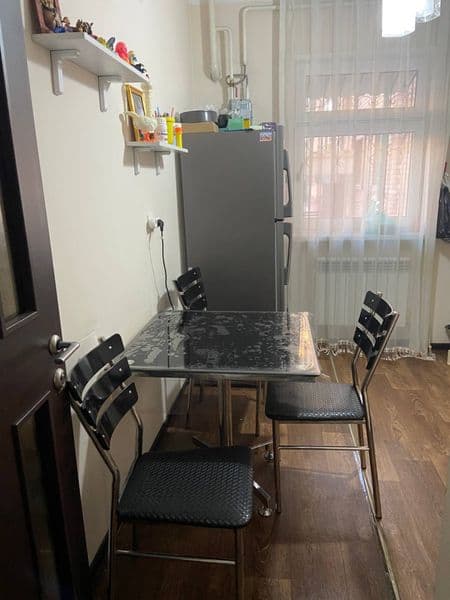 Kvartiraga o’qiydigon ishlaydigon qizlar olinadi. Wifi kirma — фото 2