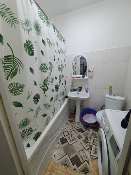 2 ta student sheriklikka olinadi. 1.2 mlndan. O'qiydigan yok — фото 4