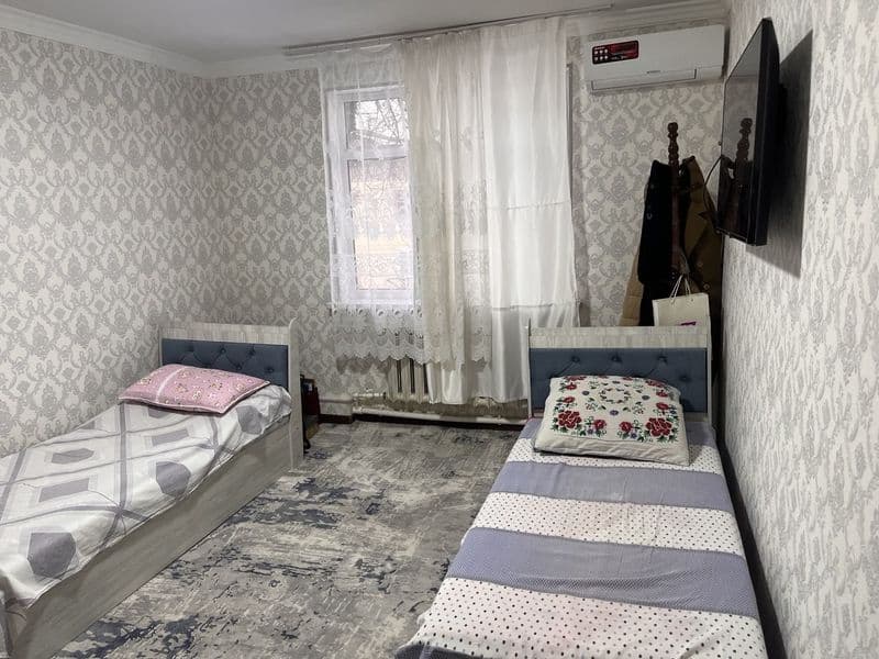 Сдается 1 комнатная квартира Янгихает Спутник 8.<br />
Полно — фото 4