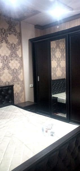 Qushbegi azia gasinsa oldida 3 xona 4 xona qilingan uy ijara