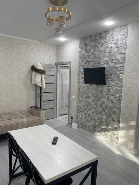 Сдаётся новая квартира в Мирзо Улугбекском районе 2-2-4   55