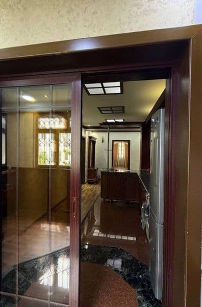 Белтепа<br />
5/2/4<br />
140m2<br />
Цена 800$<br />
903194 — фото 4