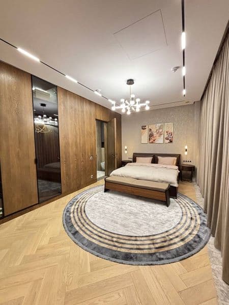 Элитный апартамент<br />
Район: Шайхантахур <br />
3/8/8<br 