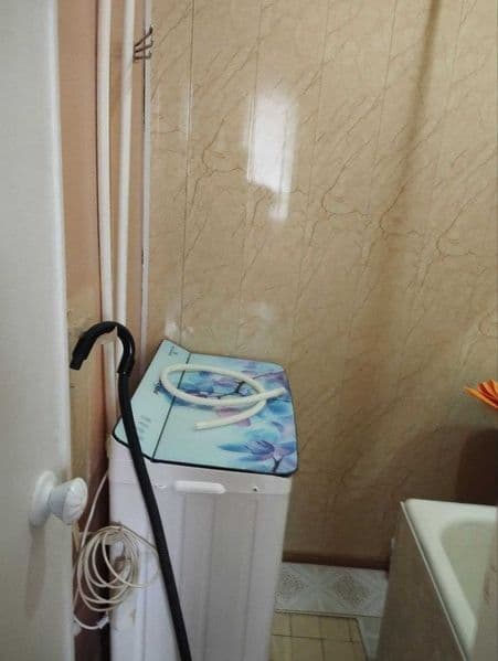 Сдается. 1 комнат. 2 этаж. 4 этажки. С Мебелью+Техника. Есть — фото 3