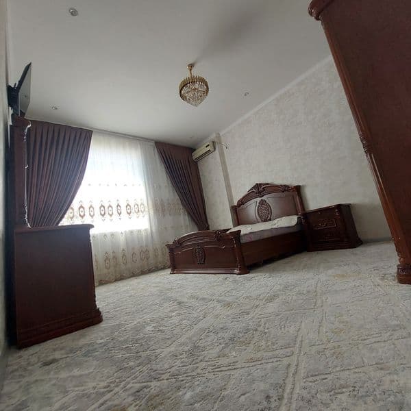 Tarbiyaliy , ozoda , saramjon qizlarni ijaraga qo‘yaman .<br