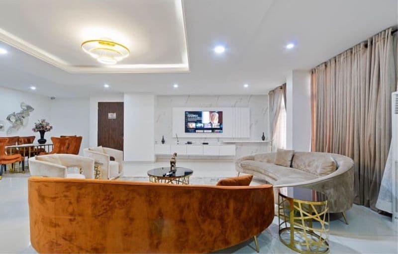 Аренда<br />
Мирабад Авеню <br />
<br />
Количество комнат:3 — фото 3