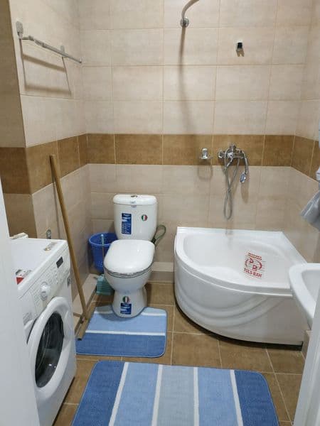 Срочно здайотса квартира <br />
Яшнабатиски район махтумку < — фото 3