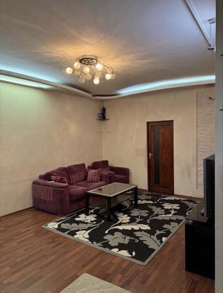 Сдам 2 х ком переделанную в 3 х на Чиланзаре ул Мукими Метро — фото 2