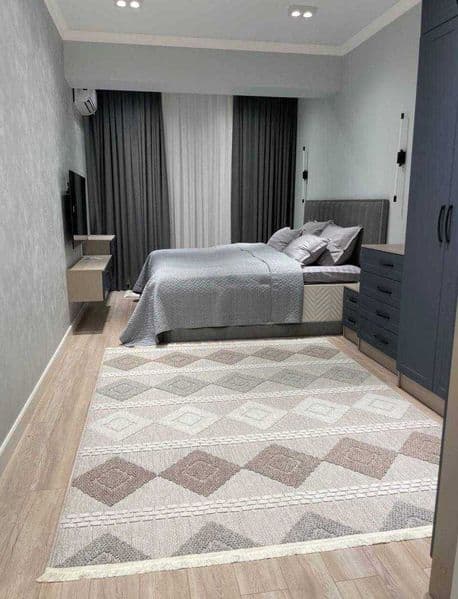 Район: Яккасарай<br />
• Адрес: ЖК "Zarafshan city"<br />
• 