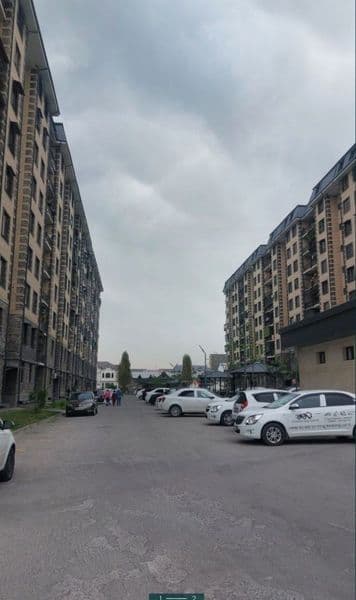 Yangi hayot Elite houseda 1 xona 2 qilingan<br />
golden lif