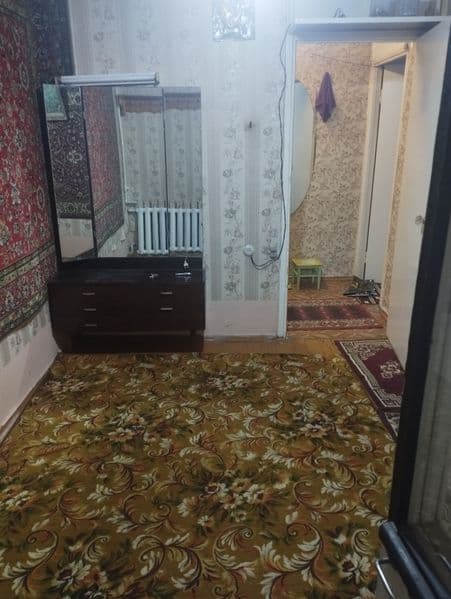 2 xonali balkon 2ga 6 <br />
xonalar alohida<br />
Ayollar v