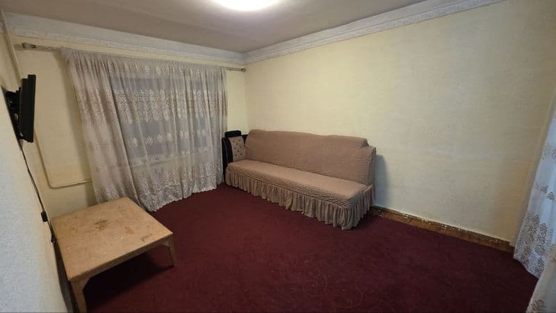 Ttzda kvartira bor  oilaga studentlarga Raion xona soni va n