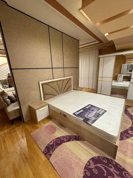 Район ; Чиланзарский<br />
Адрес : 4-Квартал<br />
<br />
— 