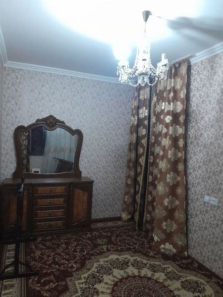 Kvartira 3 xona 1 xonasi beriladi sharoit yahshi Arxitektor  — фото 3