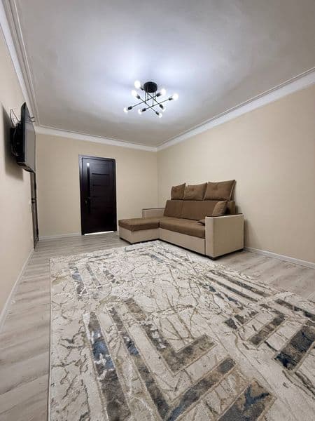 Аренда <br />
2в4/4/5 <br />
Возле метро Максим горький, Бую