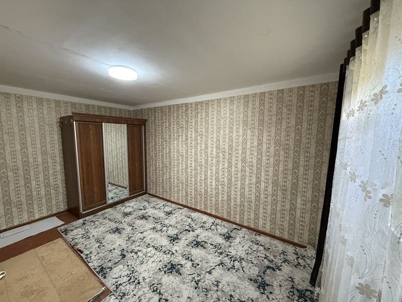 1 xonali 2 xona qilingan uy arendaga beriladi. Xamma sharoyi