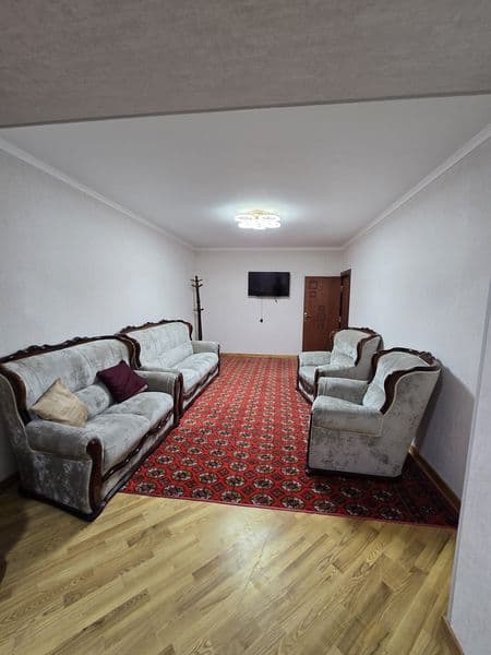 Сдается 3-комнатная квартира в центре города, район Ц-6.<br 