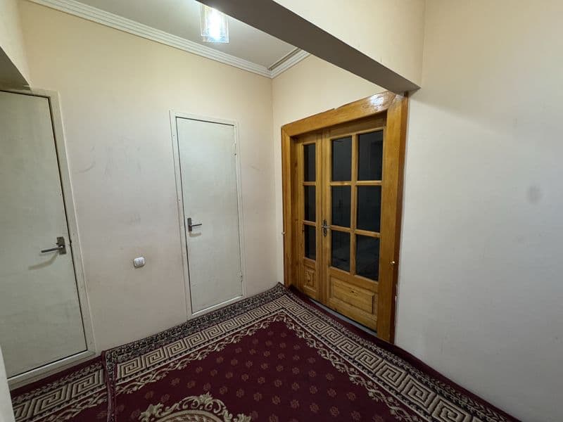 Sergeli 5.  1 xonali kvartira arendaga beriladi faqat oilaga