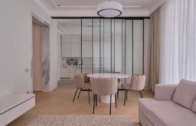 Район: Яшнабадский<br />
Ориентир: Ц-1<br />
<br />
Комнат: 