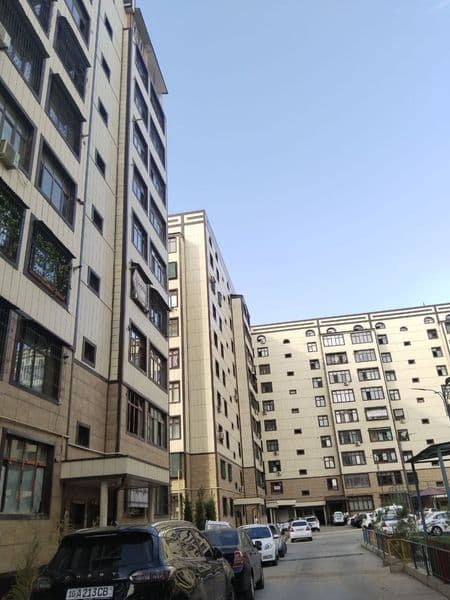 3 хонали квартира узок муддатга ижарага берилади. Квартира т