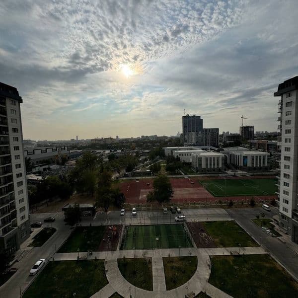 Сдам квартиру по улице Махтумкули с мебелью с техникой двух  — фото 5